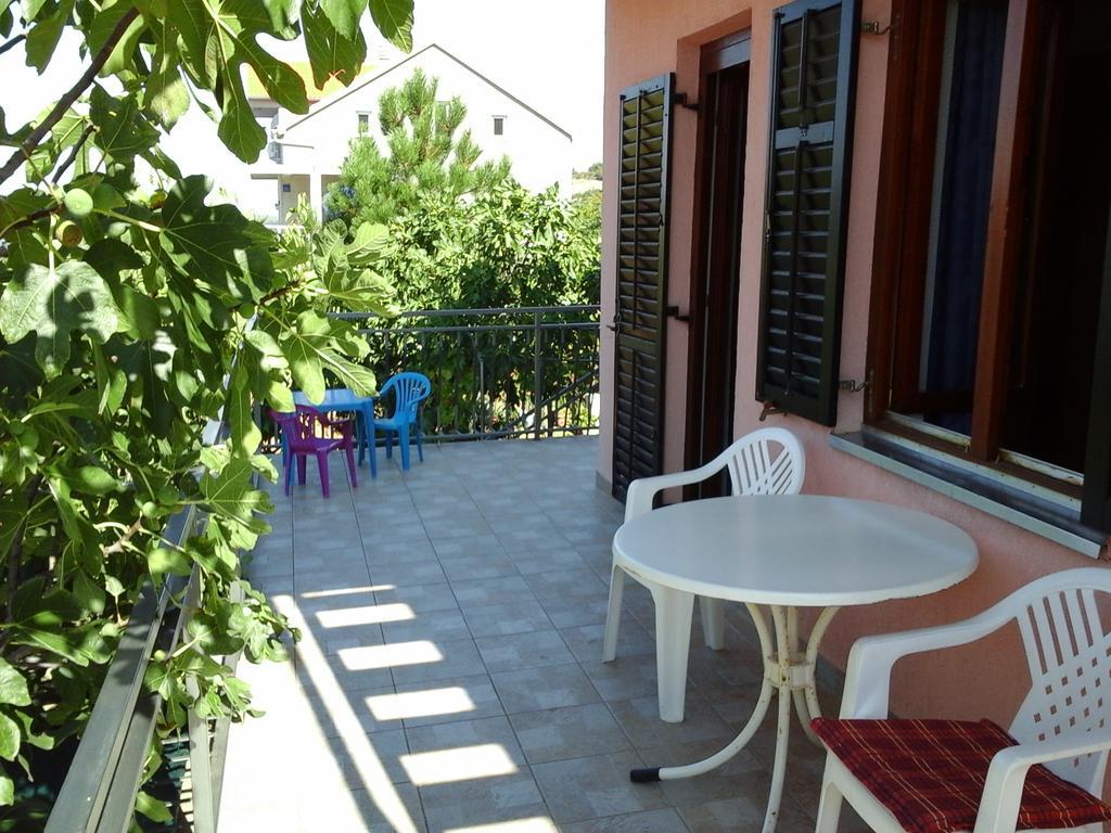 Apartment Vrulje กอร์นยิ คาริน ภายนอก รูปภาพ